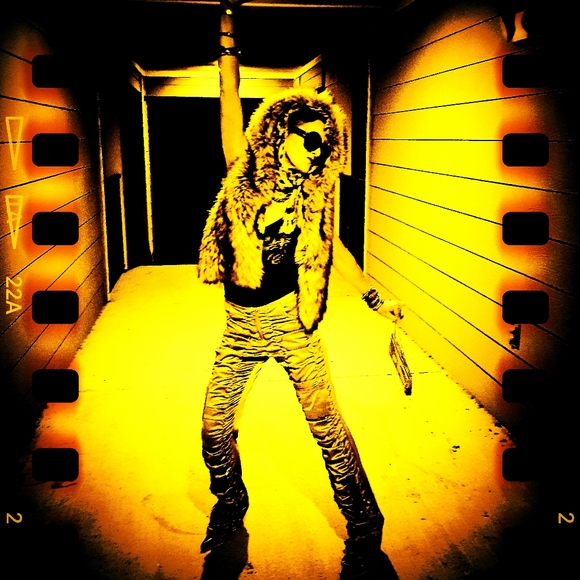 Meet your Posher, Lisa - Picture 7 of 15